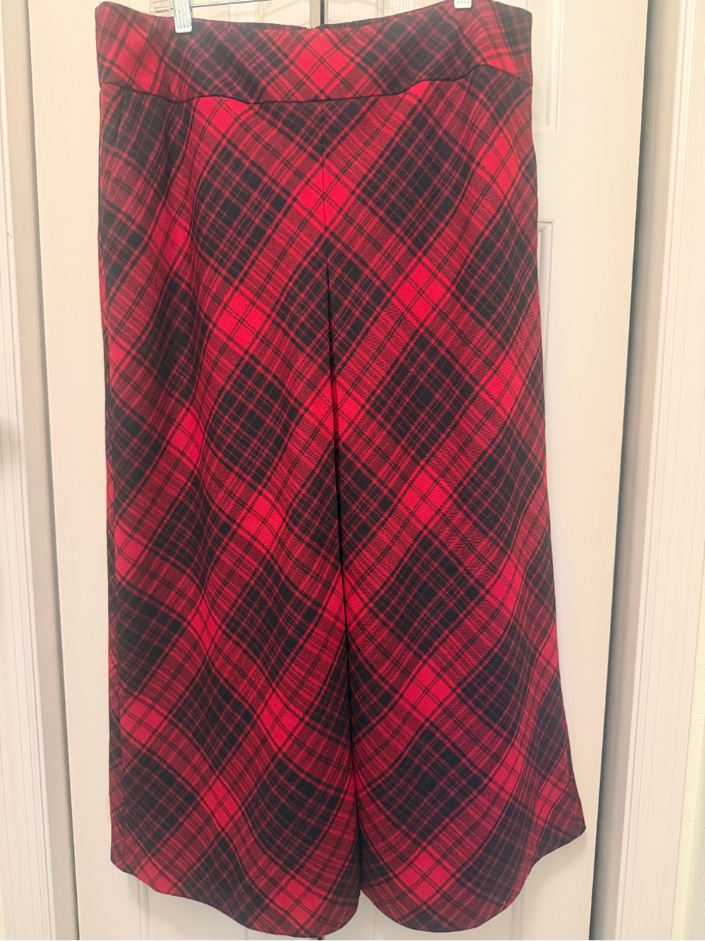 Vintage Talbots Wool Blend Red and Black Tartan Plaid Maxi Skirt Lined